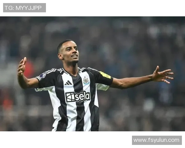 1.2亿镑！纽卡王牌罢训逼宫震惊全欧，球迷心碎：25场21球神锋真要去利物浦？